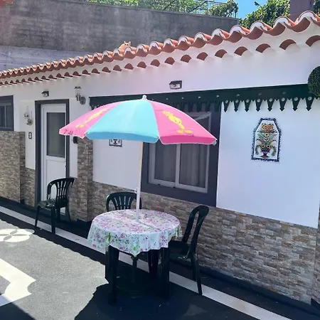 Modern Minimalist With Essential Comfort