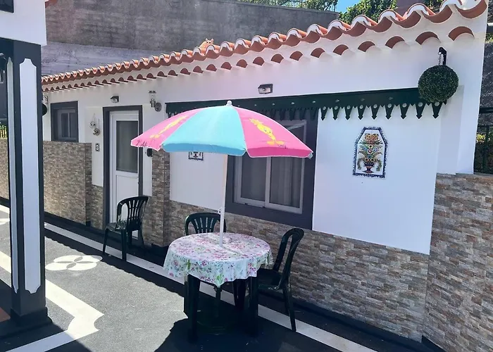 Modern Minimalist With Essential Comfort